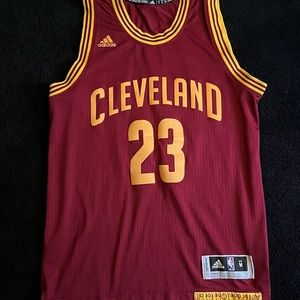 Mens LeBron James Jersey. Size: M